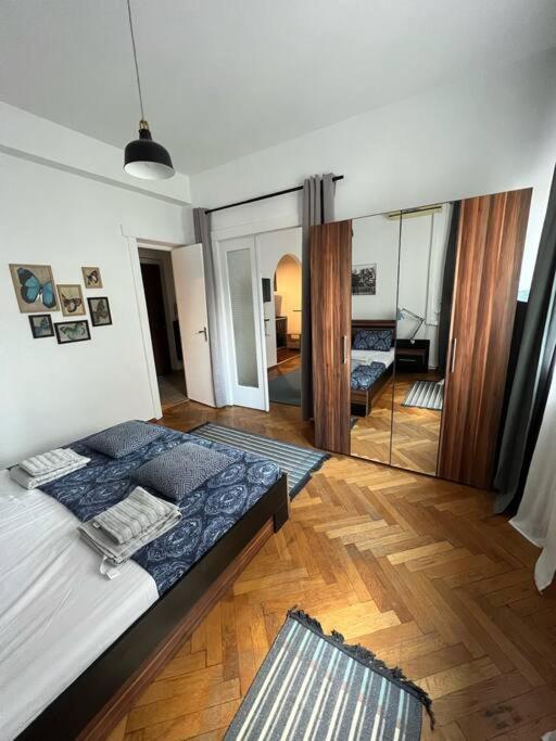 Apartament Ultracentral Universitate Bucarest Extérieur photo