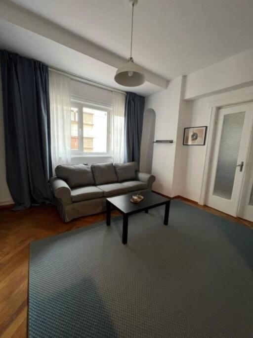 Apartament Ultracentral Universitate Bucarest Extérieur photo