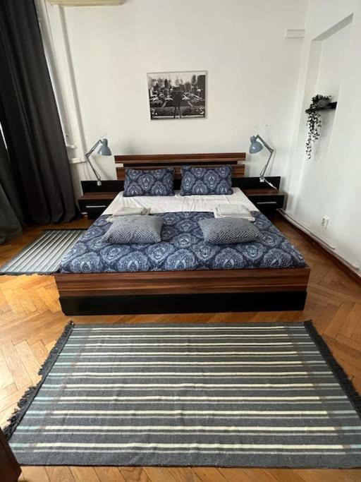 Apartament Ultracentral Universitate Bucarest Extérieur photo